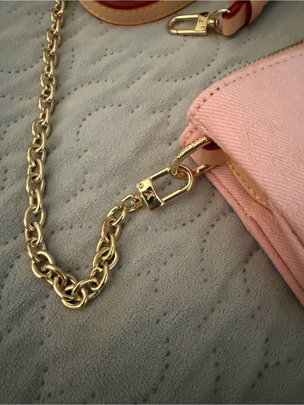 Pink Shoulder bag - Picture 3 of 4